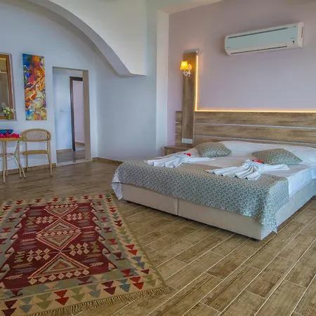 Hotel The *